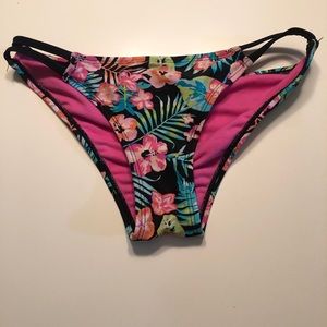 Hawaiian bathing suit bottoms